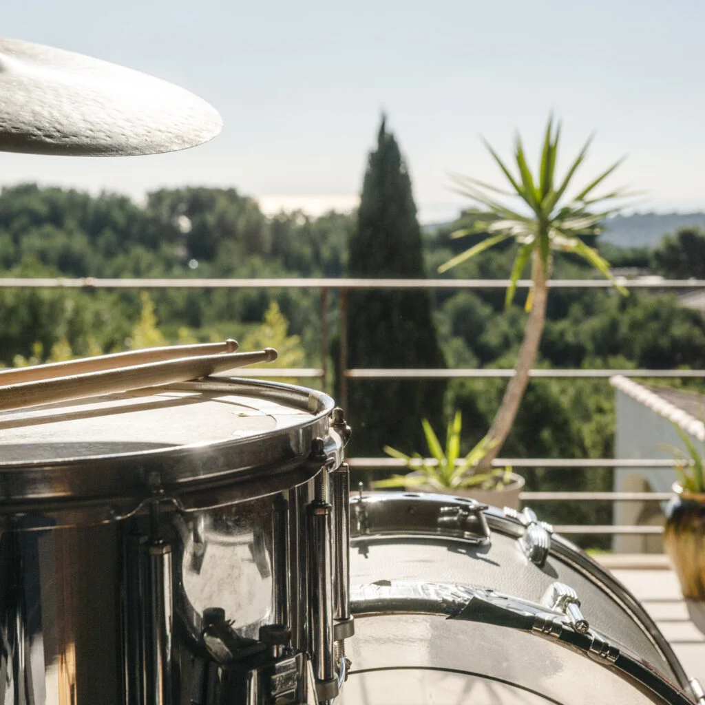 One-Two-Pass-It-South-outside-1024x1024